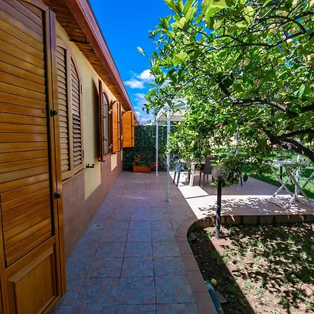 Apartment Del Papiro Charme Avola